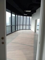 Woods Square (D25), Office #625437701